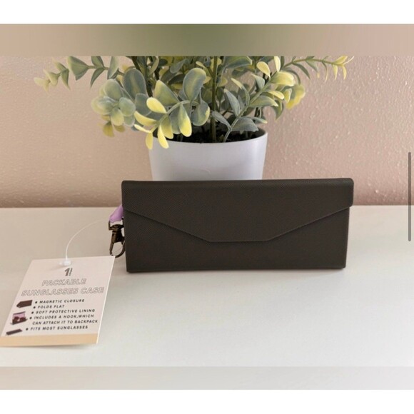 True Religion Aviator Sunglasses No. TR11940 ✨NEW WITH TAGS✨ - Picture 8 of 10